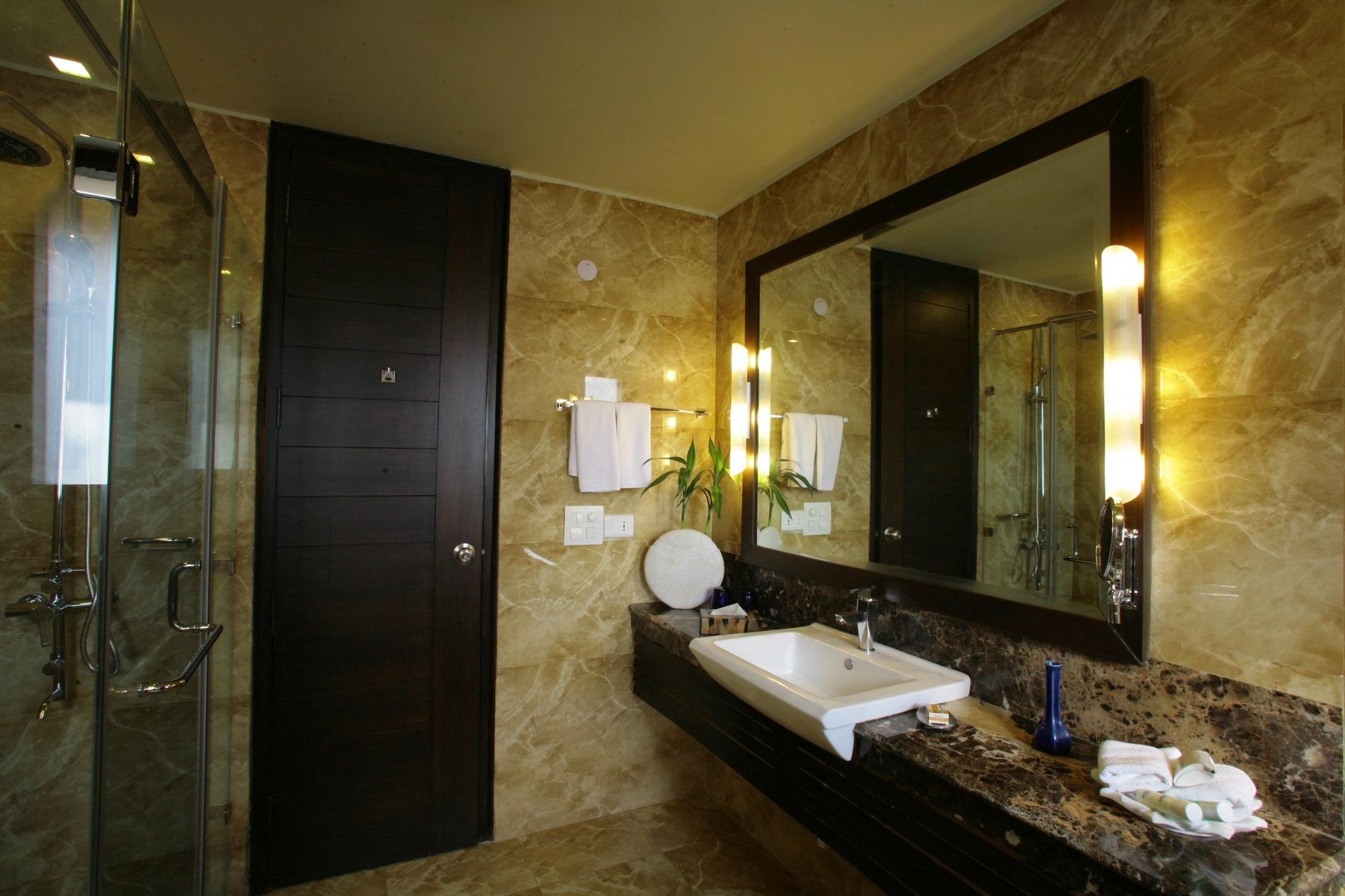 ​Justa Gurgaon Hotel Exterior photo