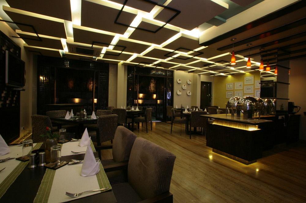 ​Justa Gurgaon Hotel Exterior photo