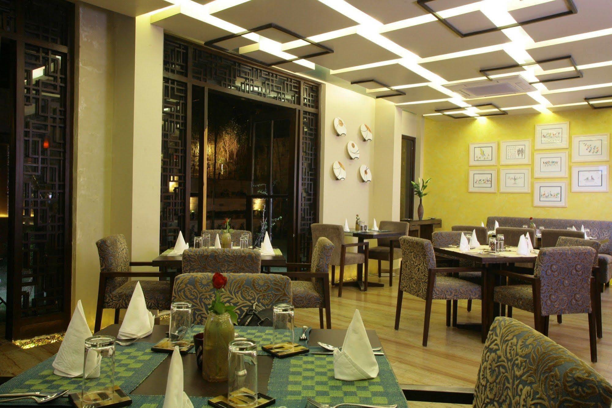 ​Justa Gurgaon Hotel Exterior photo