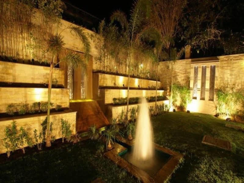 ​Justa Gurgaon Hotel Exterior photo